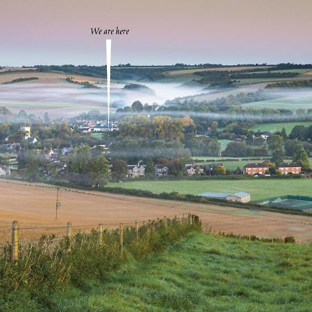 فندق The Queen'S Head At Broad Chalke المظهر الخارجي الصورة
