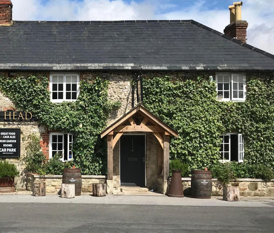 فندق The Queen'S Head At Broad Chalke المظهر الخارجي الصورة